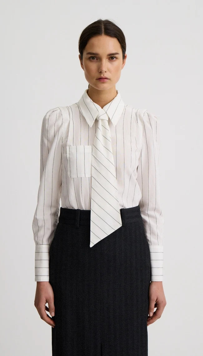 Neck Tie Box Pleat Shirt