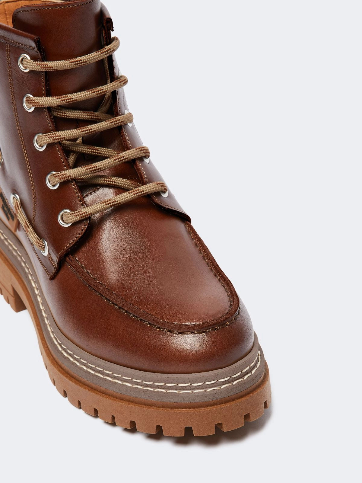 Pantone Boots
