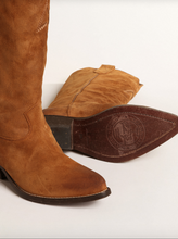Load image into Gallery viewer, Wish-Star Suede Boot
